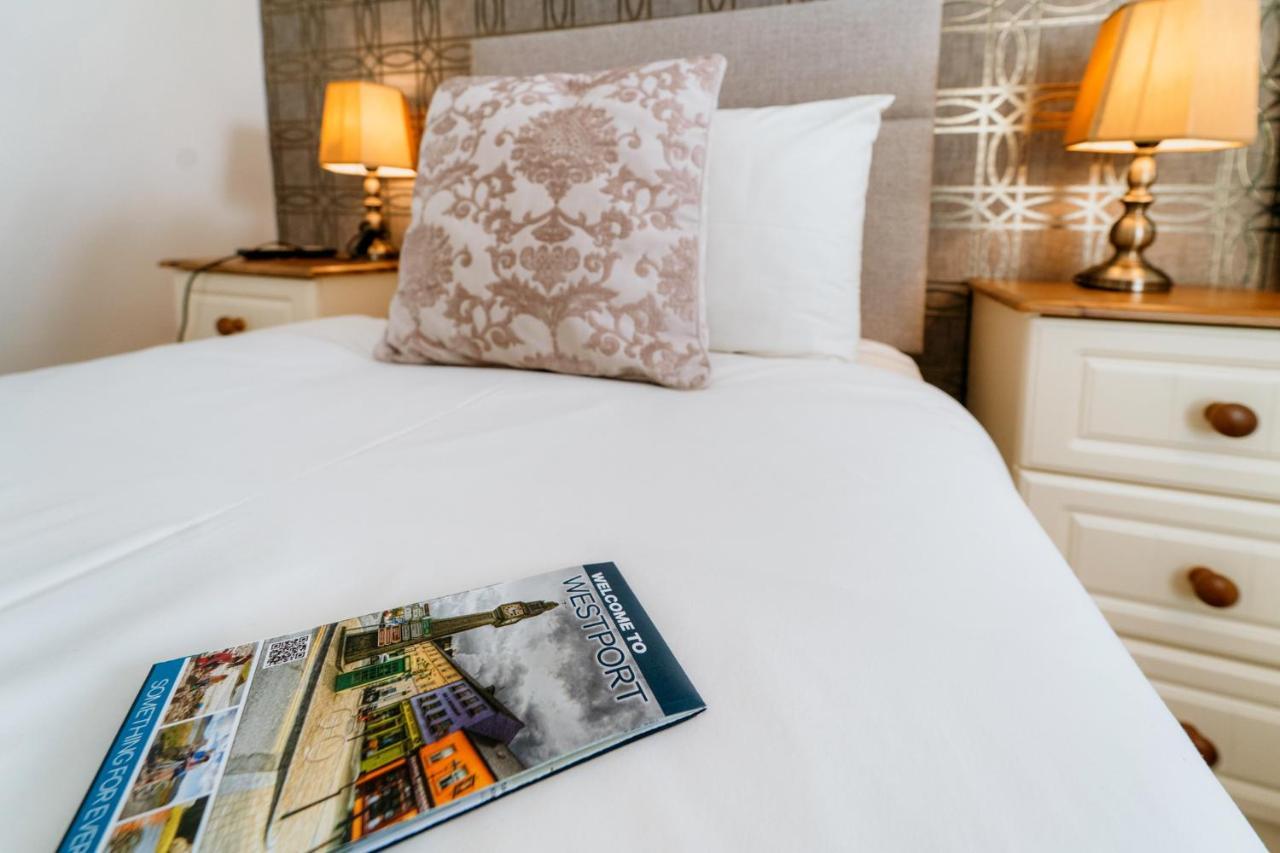 Plougastel House B&B Westport Ngoại thất bức ảnh