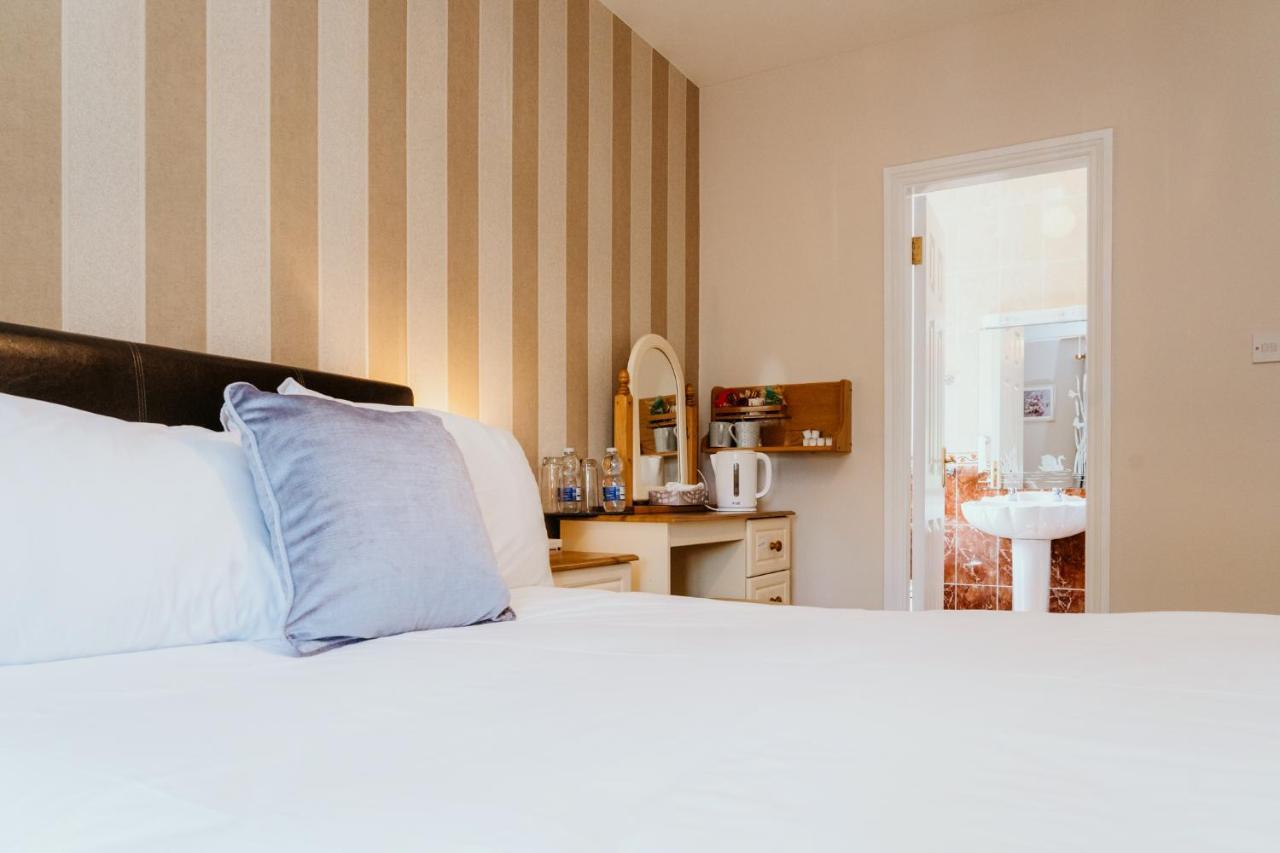 Plougastel House B&B Westport Ngoại thất bức ảnh